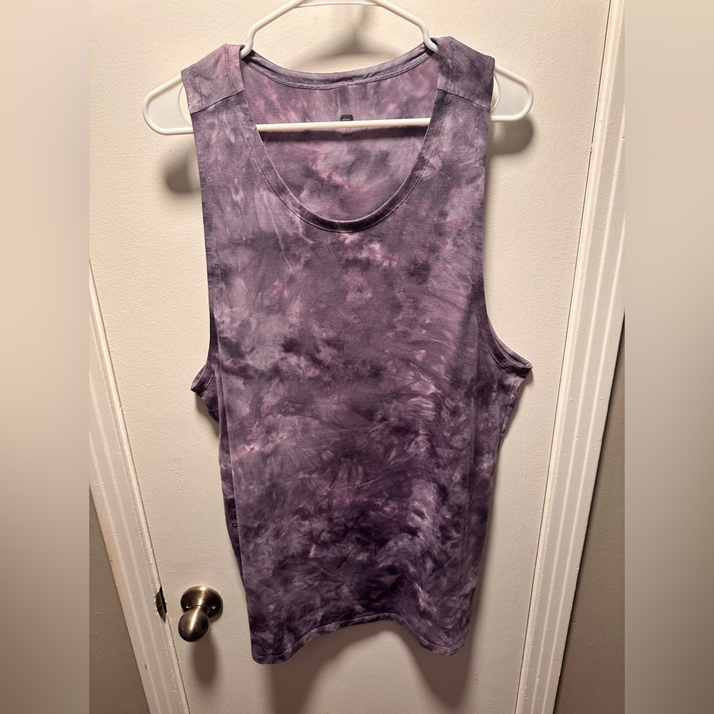2 lululemon tanks, purple, black